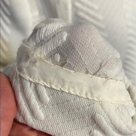 True Vintage Custom made 1960's Stylish White Chevron Pattern mini dress - Picture 4 of 7